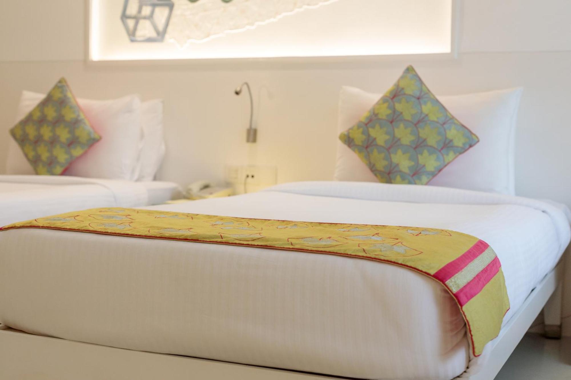Le Sutra Hotel, Khar, מומביי מראה חיצוני תמונה